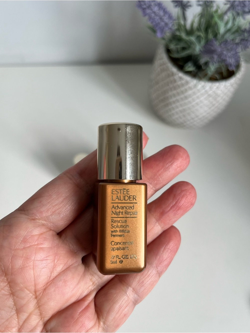 4/39$ Estée Lauder Advanced Night Repair Rescue Solution - Picture 2 of 3